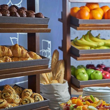 Ibis Budget London Гаунслоу Екстер'єр фото