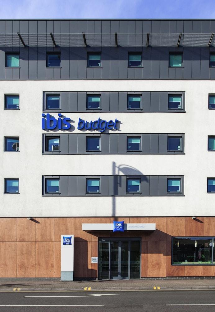 Ibis Budget London Гаунслоу Екстер'єр фото